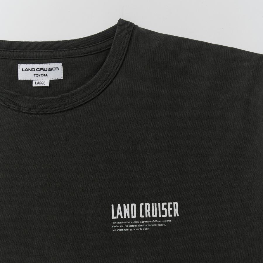 ピグメントダイ タイポグラフィTシャツの画像
