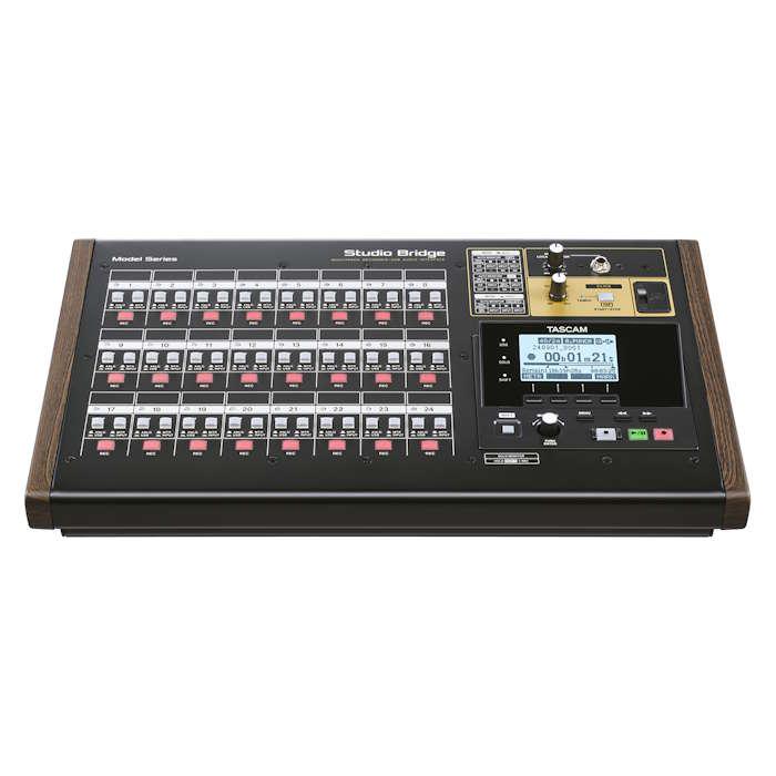 TASCAM(タスカム) Studio Bridge 24入出力オーディオインターフェース＆マルチトラックレコーダーの画像
