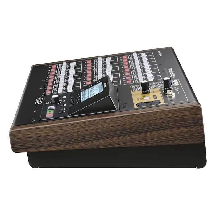 TASCAM(タスカム) Studio Bridge 24入出力オーディオインターフェース＆マルチトラックレコーダーの画像
