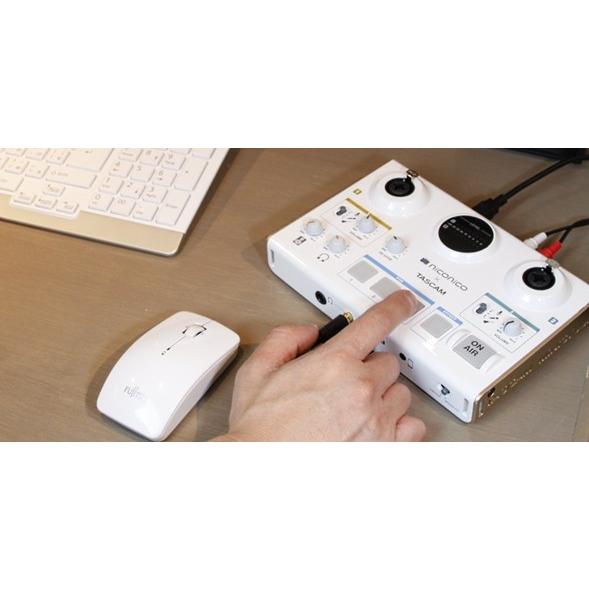 TASCAM(タスカム) MiNiSTUDIO CREATOR US-42W 白 高音質 ボイスエフェクト リバーブ 効果音再生 Youtubeの画像