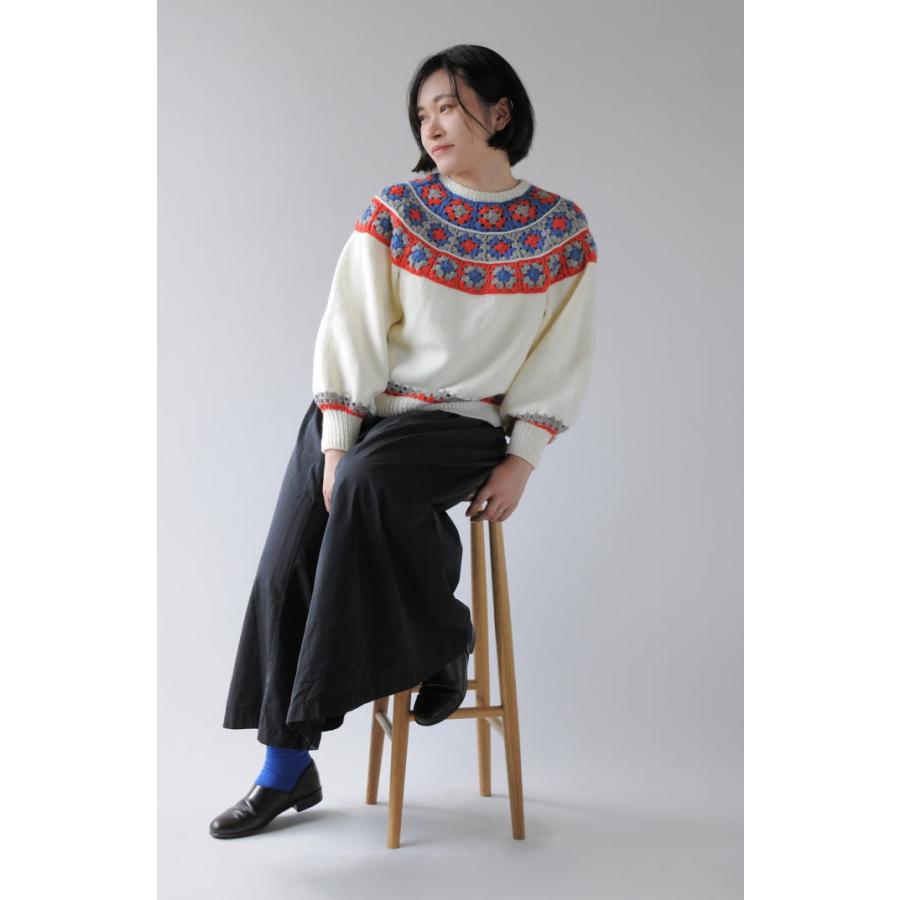 藤本奈々子さんデザイン！ 毛糸 アメリーで編むグラニースクエアのヨークセーター セット 編み物キット_2