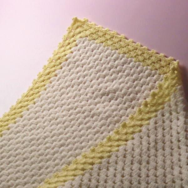 かぎ針で編むベビー用おくるみアフガン 手編みキット ハマナカ 編みものキット 無料編み図 人気キット Babykit009 N 毛糸専門店 手編みオーエン屋 通販 Yahoo ショッピング