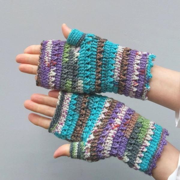 オパール毛糸で編むピコットが可愛い指なし手袋 Opal毛糸 毛糸で