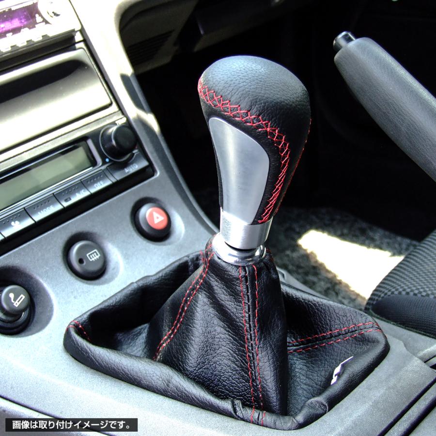 シフトノブ MT/AT 汎用 レザー生地 レッドクロスステッチ アルミプレート ヘアライン レーシング仕様 SZ012 | ブランド登録なし | 01