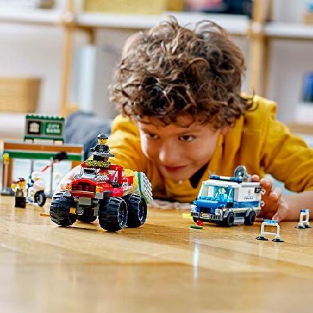 レゴ LEGO City Police Monster Truck Heist 60245 Police Toy， Cool Building Set for Kids， New 2020 (362 Pieces)_2