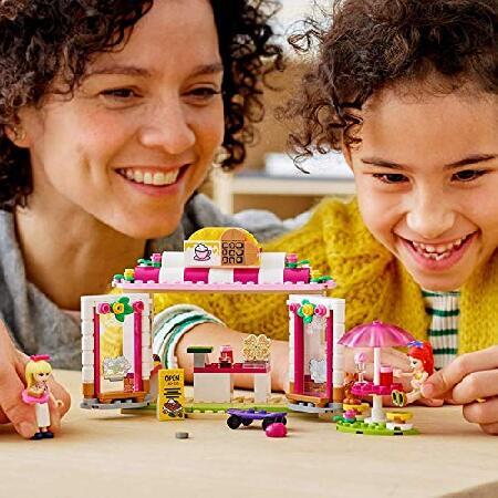 レゴ LEGO Friends Heartlake City Park Cafe 41426 Building Toy, Outdoor Cafe Set Inspires Role Play and Includes 2 Buildable Mini-Doll Figures, Great Gの画像