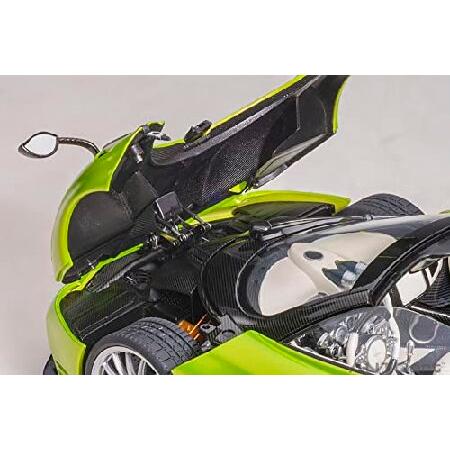 オートアート AUTOart 1/18 パガーニ ウアイラ ロードスター