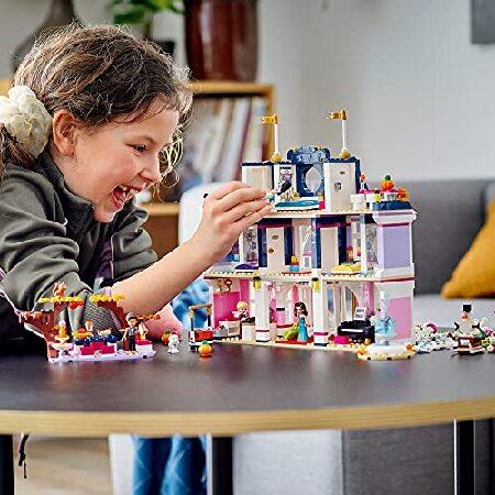 レゴ LEGO Friends Heartlake City Grand Hotel 41684 Building Kit; Includes Emma， Stephanie， River and Amelia Mini-Dolls; New 2021 (1，308 Pieces)_2