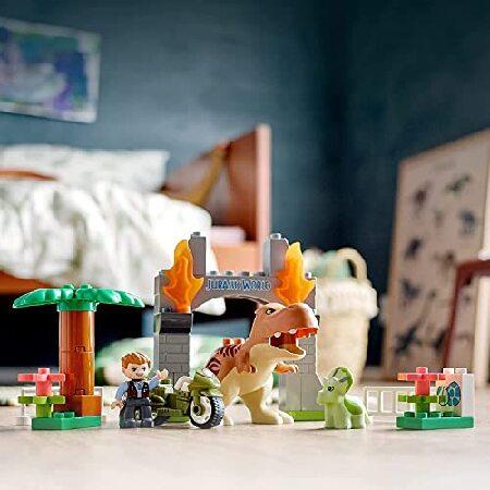 レゴ LEGO DUPLO Jurassic World T. rex and Triceratops Dinosaur Breakout 10939 Building Toy Gift for Young Dinosaur Fans; New 2021 (36 Pieces)_4