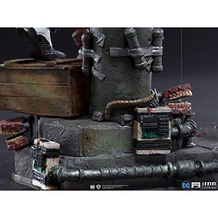 Joker (1:10) (Iron Studios)_4