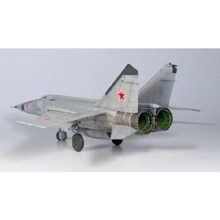 Maquette Avion ICM 1/48 - MIG-25 RBT Soviet Reconnaissance Plane - Neuf