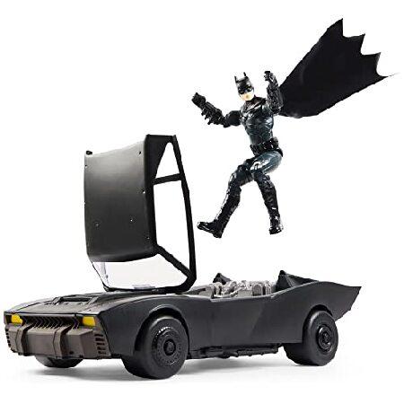 DC Comics Batman Batmobile With 30-cm Figure, The Batman Movie Collectible, Kids' Toys for Boys and Girls Aged 4 and Upの画像