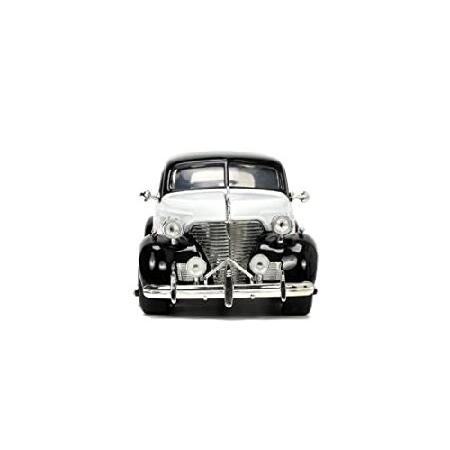 ジャダトイズ Jada Toys Mr. Monopoly 1:24 1939 Chevrolet Master Deluxe Die-cast Car w/ 2.75\" Rich Uncle Pennybags Figure, Toys for Kids and Adults (332"_2
