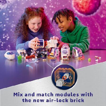 LEGO Friends Mars Space Base and Rocket Set， Science Toy for Pretend Play with 3 Mini-Dolls and Spaceship Toy， Gift for Girls， Boys and Kids Ages 8 an_2