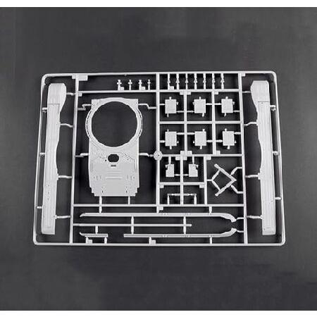 FMOCHANGMDP Tank 3D Puzzles Plastic Model Kits， 1/35 Scale T-72M Main Battle Tank Model， Adult Toys and Gift，8.5 x 4.3Inchs