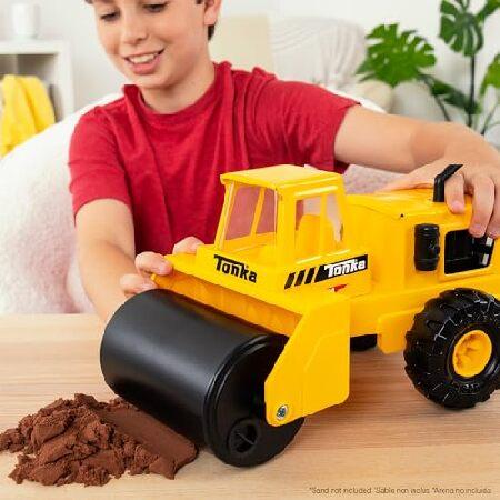 Basic Fun Tonka Steel Road Roller, Made of Real and Durable Steel, Yellow Demolition Toy with Realistic Operation, for Boys and Girls Over 3 Years Oldの画像
