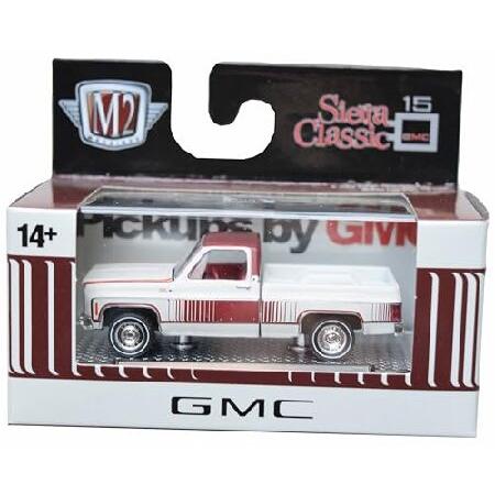 M2 Machines 1976 GMC シエラ グランデ 15、8250 ピース ワールド