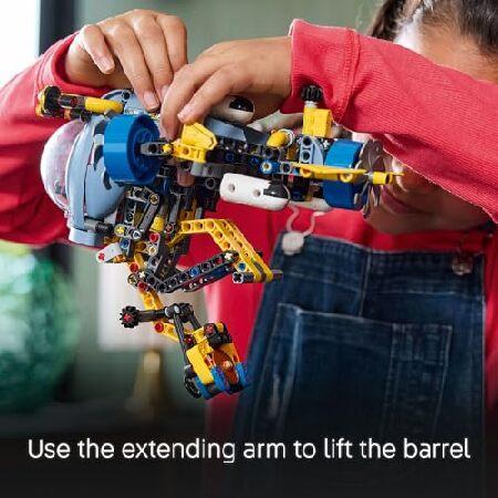 レゴ LEGO Technic Deep-Sea Research Submarine Toy - Building Toy for Kids， Boys and Girls， Ages 9+ - Creative and Unique Gift Idea for Birthdays - Mov_3