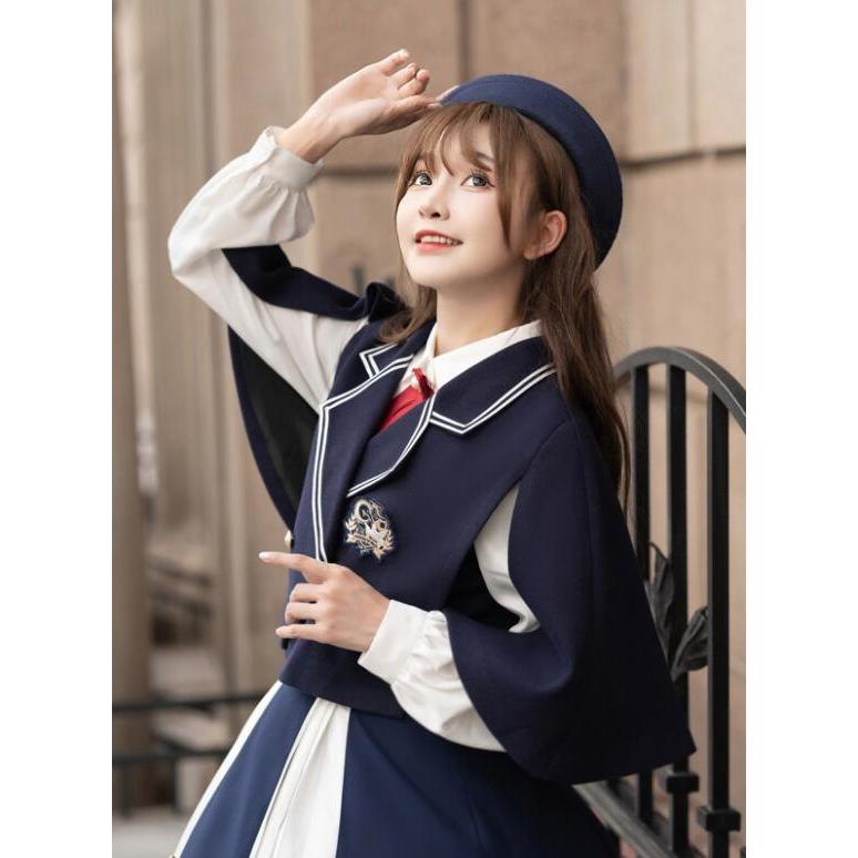 スーパーマン／スーパーガール風 セーラー服＆マント（一部コス