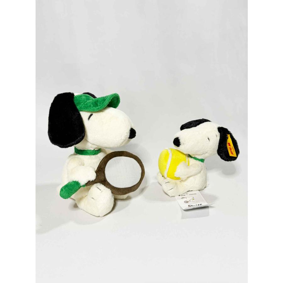 シュタイフ  テディベア　キーリング　スヌーピー　テニス　ソフトカドリーフレンズ　Steiff Keyring Snoopy Tennis 15 cm 　ぬいぐるみの画像
