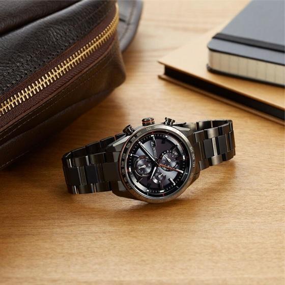 シチズン アテッサ CITIZEN ATTESA AT8185-62E メンズ腕時計の画像