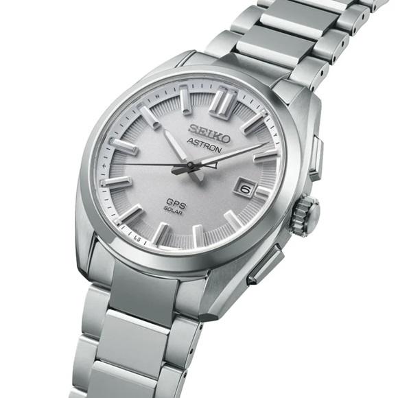 セイコー アストロン SEIKO ASTRON SBXD031 ソーラー GPS メンズ腕時計 チタンの画像