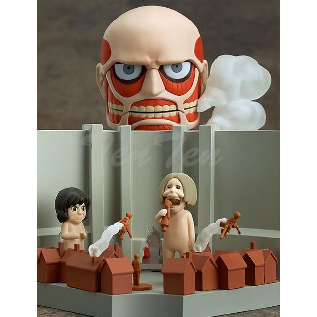 進撃の巨人 フィギュア ねんどろいど 超大型巨人 ＆ 進撃のプレイ