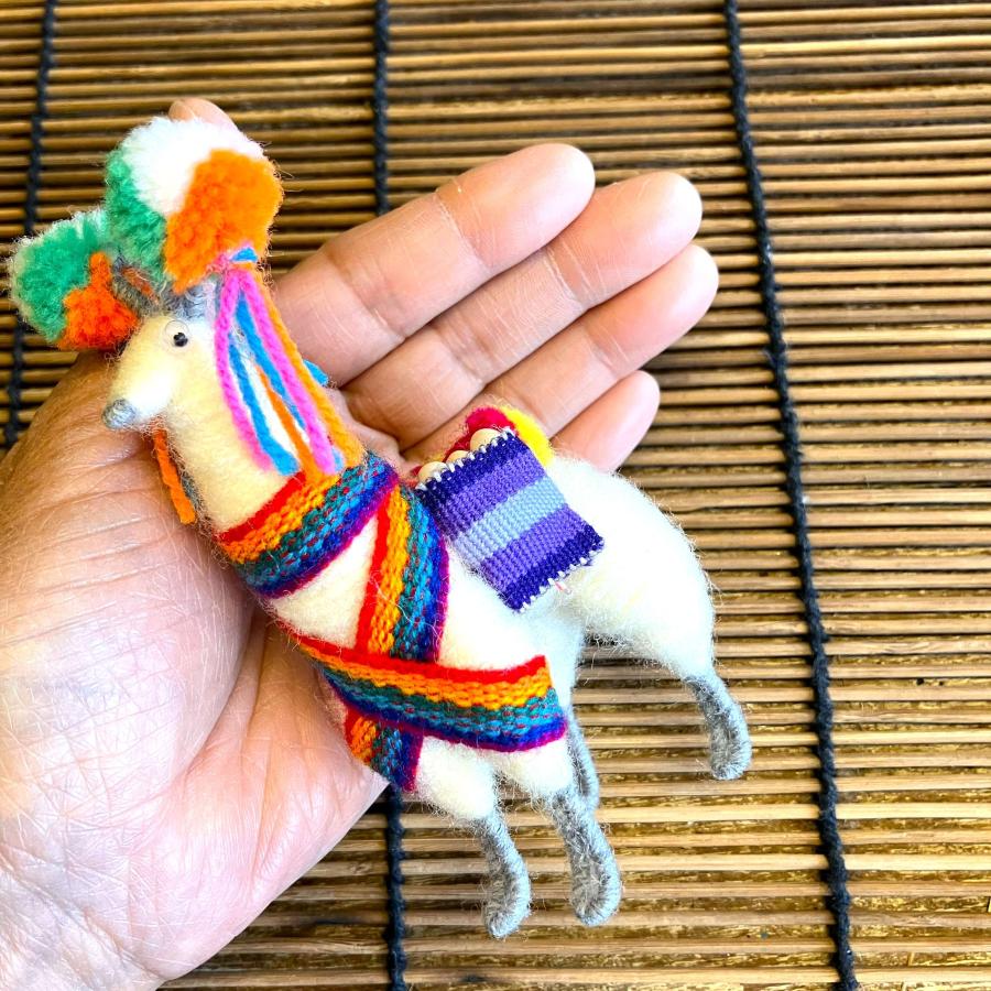 フェルト オブジェ アルパカ人形 置物 ミニサイズ ペルー 手作り