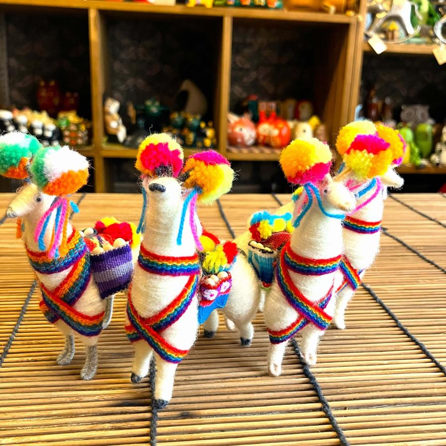 フェルト オブジェ アルパカ人形 置物 ミニサイズ ペルー 手作り