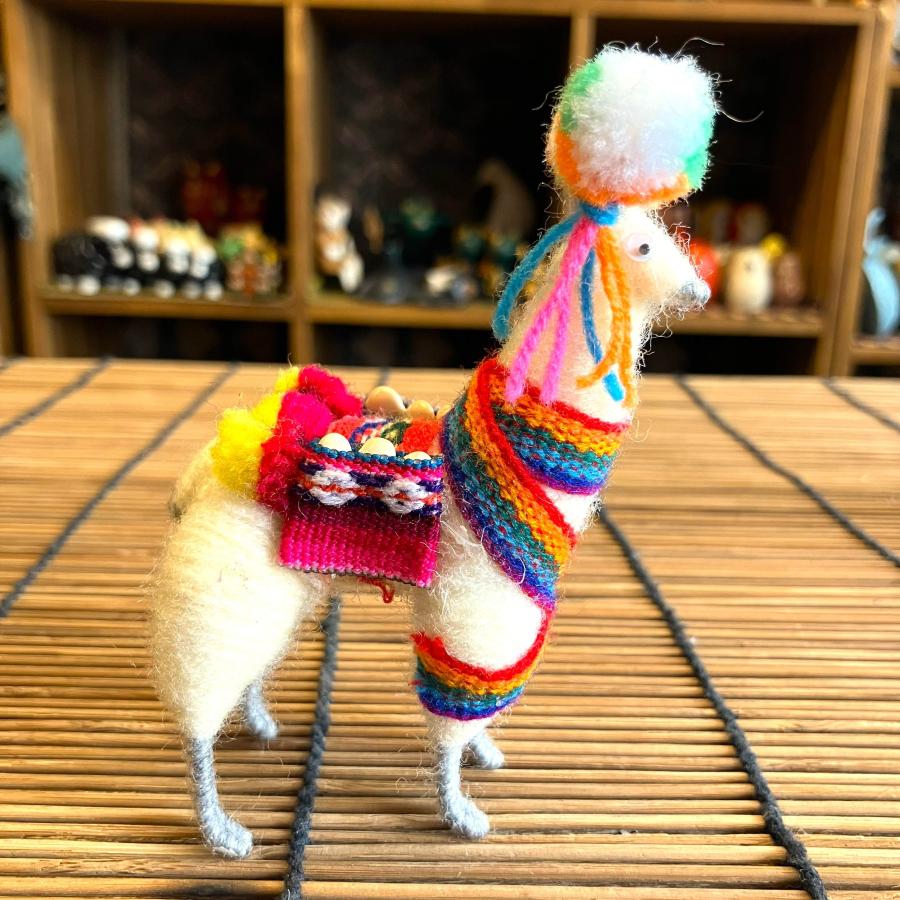 フェルト オブジェ アルパカ人形 置物 ミニサイズ ペルー 手作り