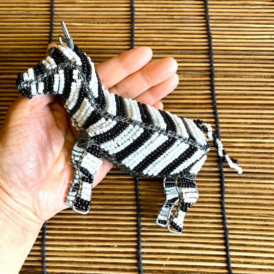 シマウマ 置物 オブジェ ケニア 手作り エスニック アニマル 手作り インテリア オブジェ ワイヤービーズアニマル |  | 12