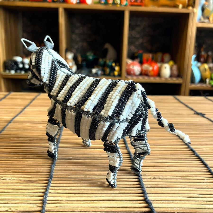 シマウマ 置物 オブジェ ケニア 手作り エスニック アニマル 手作り インテリア オブジェ ワイヤービーズアニマル |  | 01