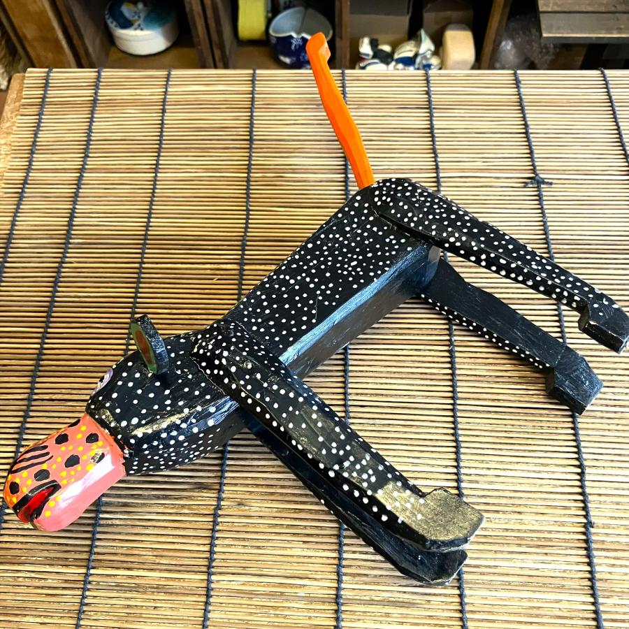 サル オブジェ 木彫り Ｌサイズ 動物 置物 グァテマラ アニマル 大きめサイズ 木製 手作り 個性的 インテリアオブジェ |  | 12