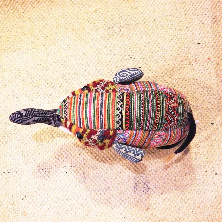 ゾウ 象 オブジェ ぬいぐるみ アジアン雑貨 モン族 可愛い 布製 手作り ベトナム製 インテリア雑貨 |  | 10