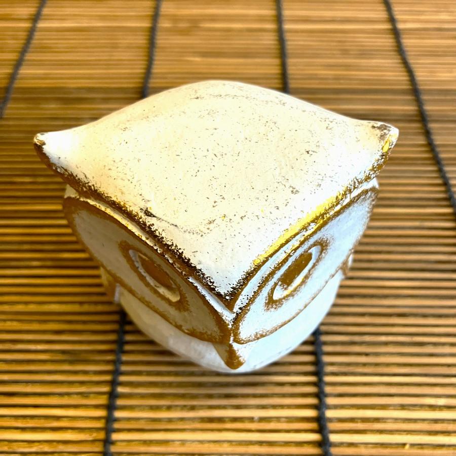 フクロウ ふくろう 梟 置物 可愛い ホワイト アジアン雑貨 木彫り 白ふくろう 縁起 木製 お洒落 ゴールド 綺麗 インテリア雑貨 |  | 10