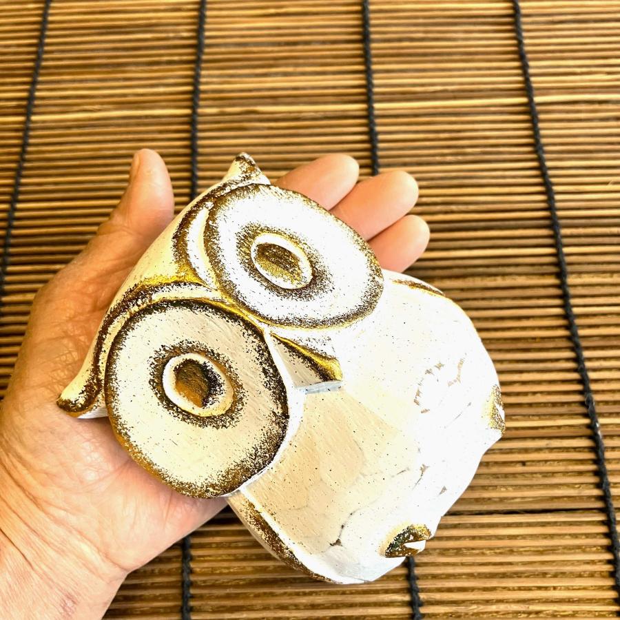 フクロウ ふくろう 梟 置物 可愛い ホワイト アジアン雑貨 木彫り 白ふくろう 縁起 木製 お洒落 ゴールド 綺麗 インテリア雑貨 |  | 11