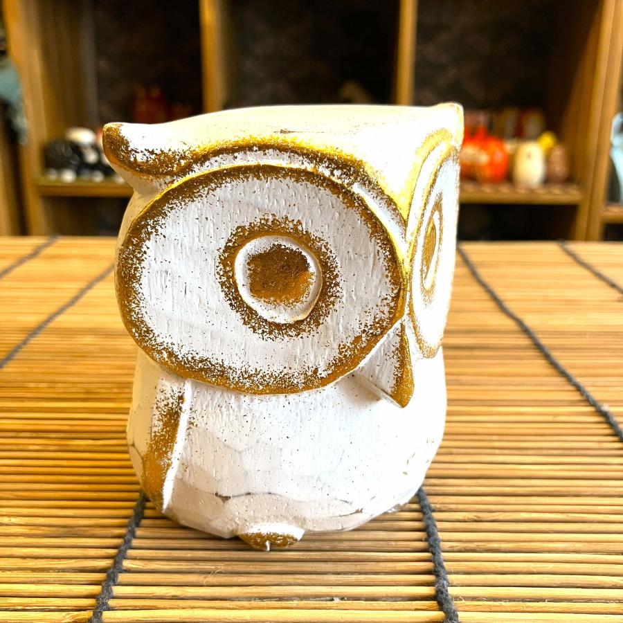 フクロウ ふくろう 梟 置物 可愛い ホワイト アジアン雑貨 木彫り 白ふくろう 縁起 木製 お洒落 ゴールド 綺麗 インテリア雑貨 |  | 07