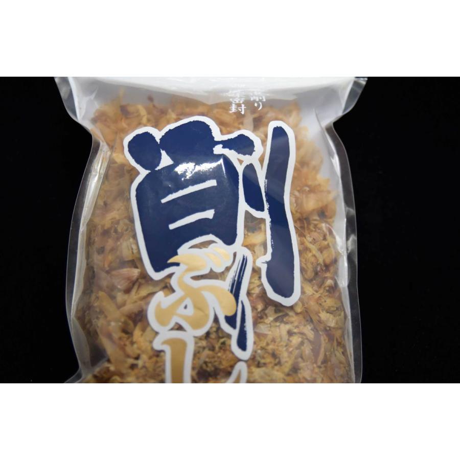 うるめ節 さば節 ＆ 宗田節 削り節 業務用にも 混合節 サバとうるめの混合節 専門店 混合削り節 国産 オリジナルブレンド250g プロ御用達の削り節専門店 |  | 02