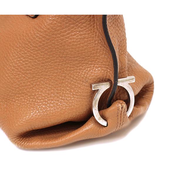 FERRAGAMO 【質Shop天満屋】【人気】サルヴァトーレフェラガモ FERRAGAMO 【質Shop天満屋】【人気】サルヴァトーレフェラガモ