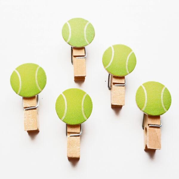 テニスボール付き木製クリップ１個 海外限定 高級な