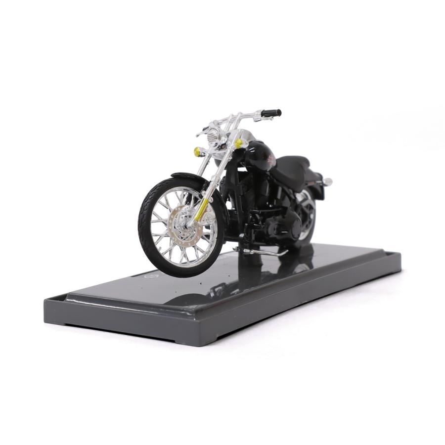 Harley Davidson（ハーレー・ダビッドソン） 1/18 ミニチュア 2002