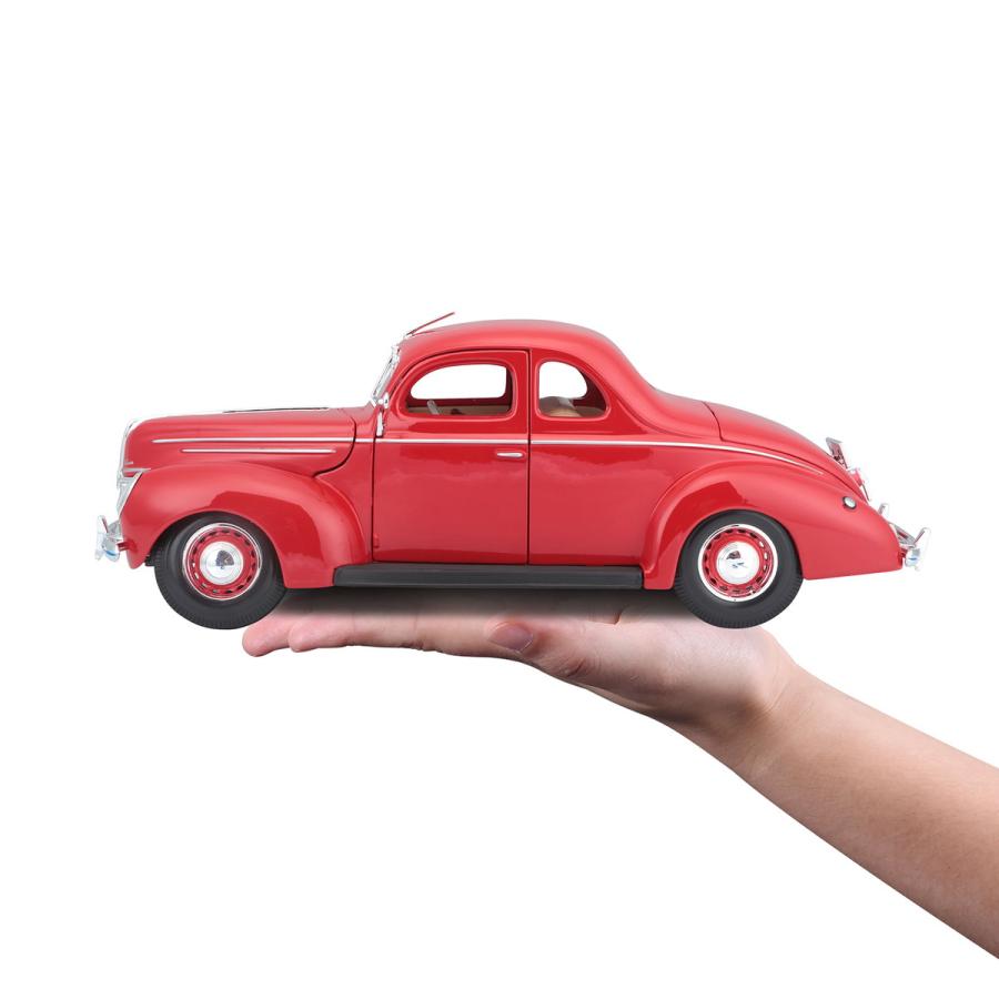 マイスト Maisto 1/18 1939 フォード デラックスクーペ レッド