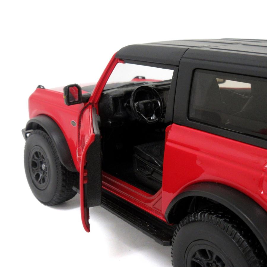 マイスト Maisto 1/18 フォード ブロンコ 2021 2ドア レッド ミニカー