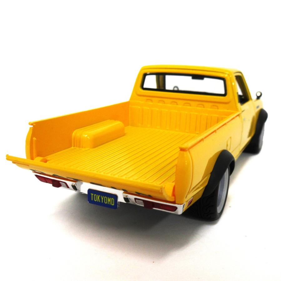 マイスト Maisto 1/24 ダットサン 620 ピックアップ 1973 イエロー