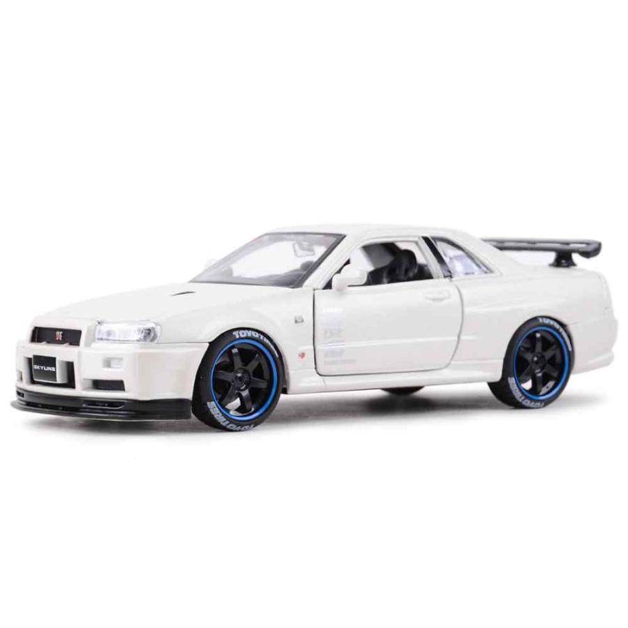 マイスト Maisto 1/24 1973 ダットサン 620 ピックアップ ＋ 日産