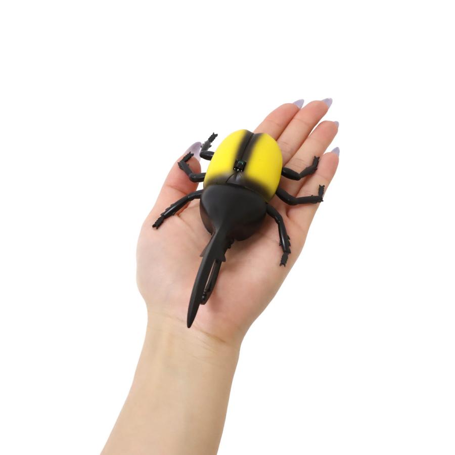 赤外線 R/C カブトムシ 選べる4色 RC ラジオコントロールカー 走る