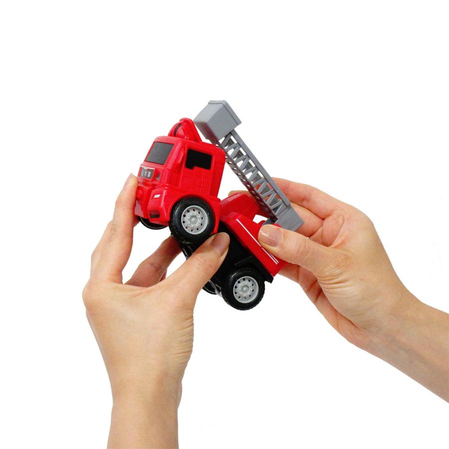 希少品、トランスフォーマー オートボット 完全変形・消防車に変身