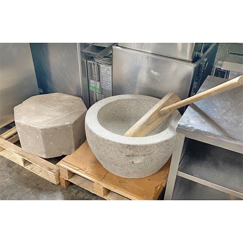 中古 石臼 2 ※台座・杵なし ※現状渡し