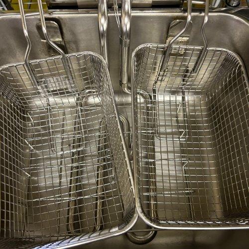 卓上電気フライヤー 4L タイジ TF-40A 業務用 中古/送料別途見積の画像