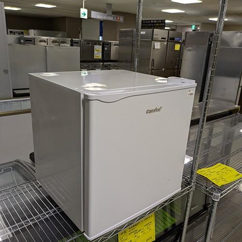 美品⟡.* Comfee ノンフロン冷蔵庫 RCD45WH/E 45L【中古品】 卓上冷蔵庫 45L comfee RCD45WH/E 業務用 中古/送料別途見積/未使用品